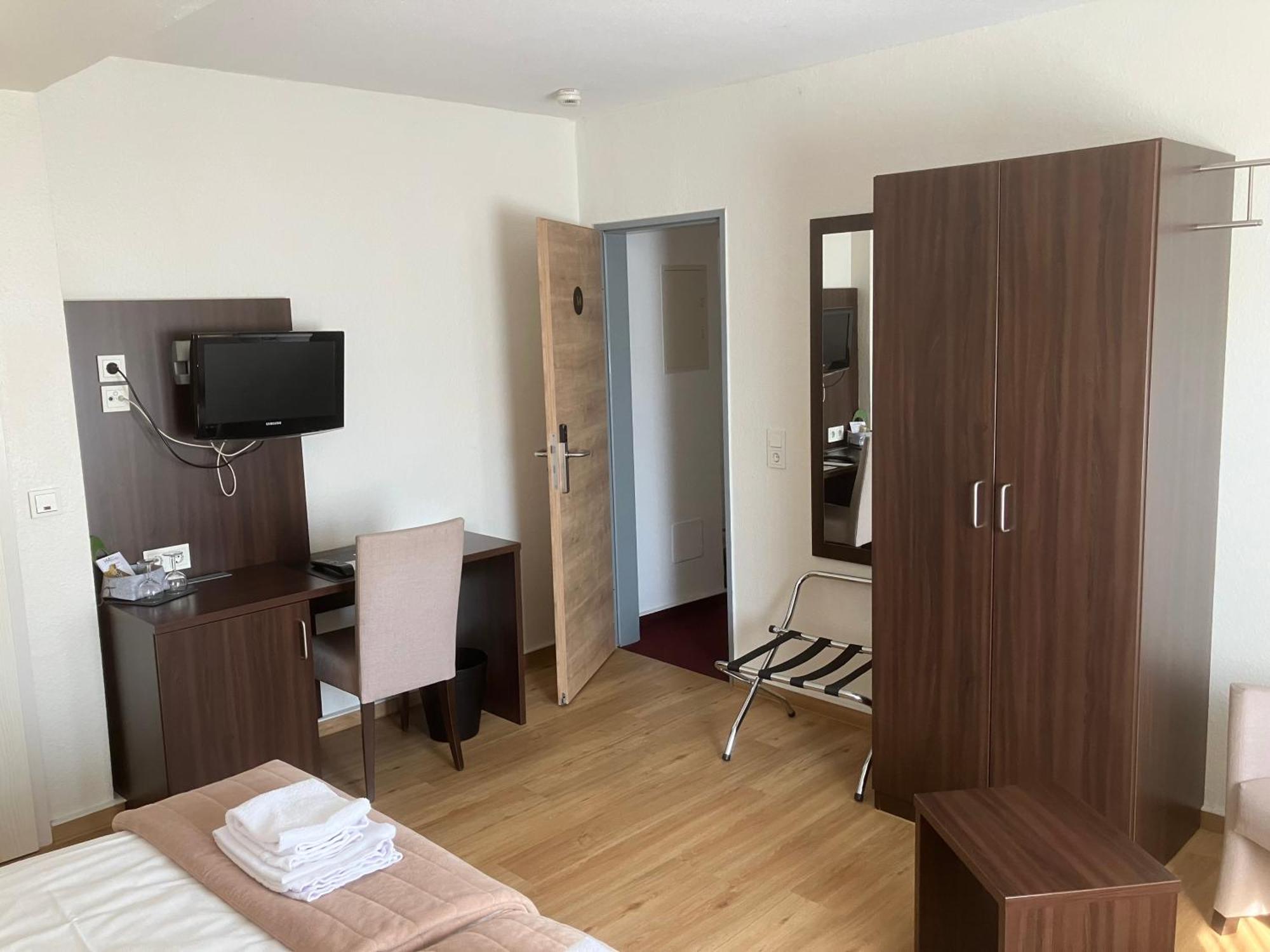 בון Hotel Mercedes City מראה חיצוני תמונה